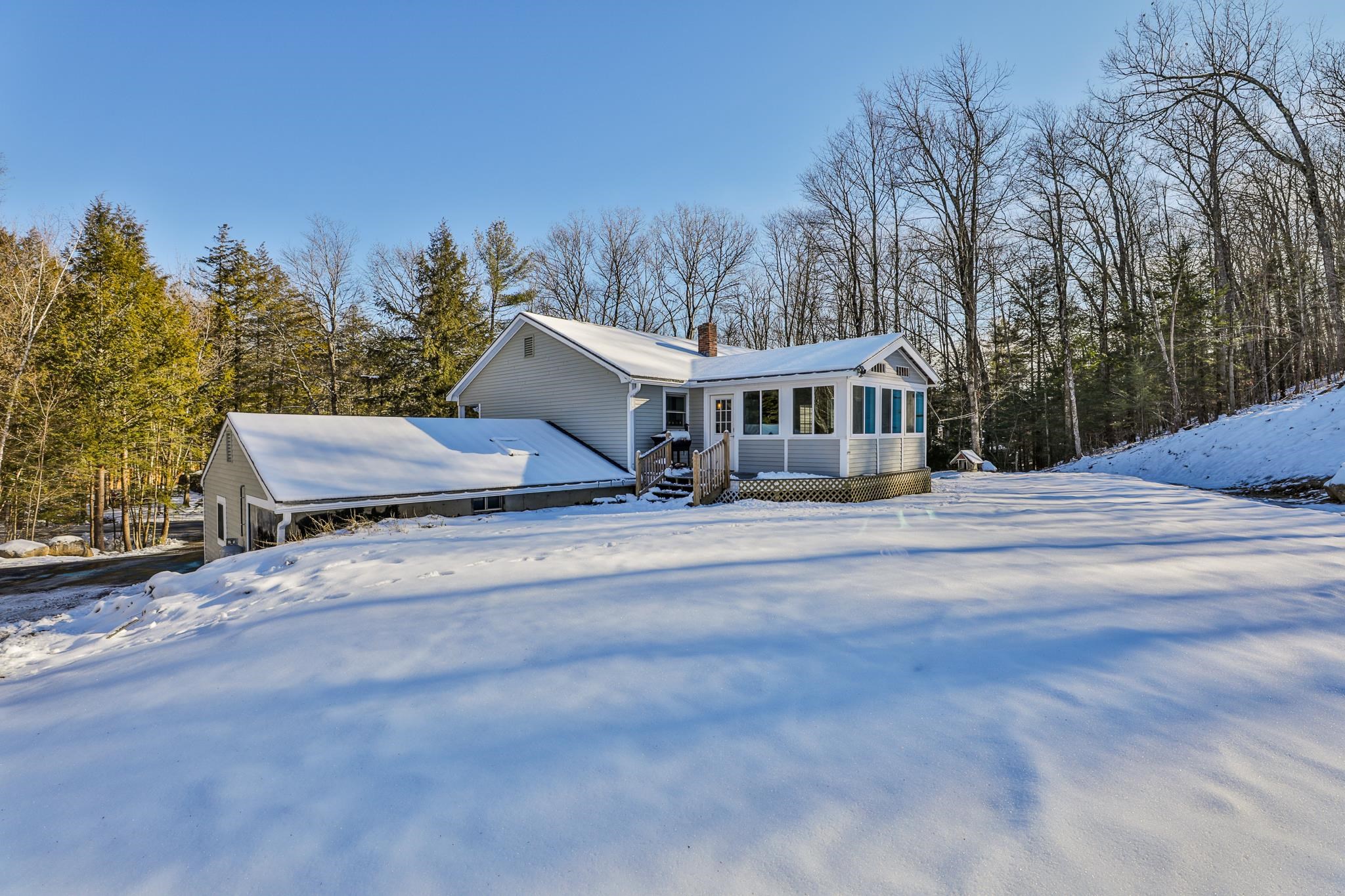 93 Hodgdon Road Weare, NH 03281 - Photo 5 of 37