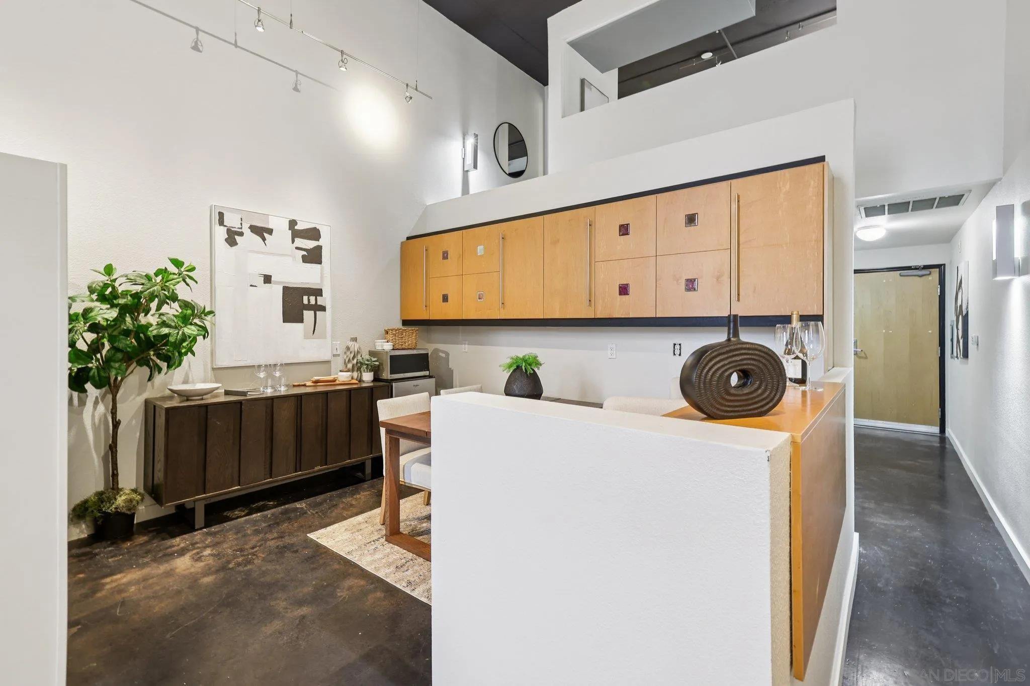 777 Sixth Avenue, Unit 135 San Diego, CA 92101 - Photo 12 of 38 a view of kitchen and refrigerator