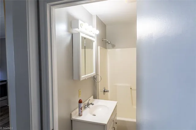 $229,000 | 401 North 3rd Avenue, Mayodan, NC 27027