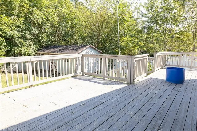 $229,000 | 401 North 3rd Avenue, Mayodan, NC 27027