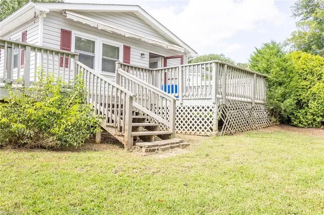 $229,000 | 401 North 3rd Avenue, Mayodan, NC 27027