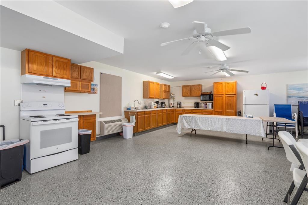 150 Harborside Avenue, Unit 207 Punta Gorda, FL 33950 - Photo 29 of 47