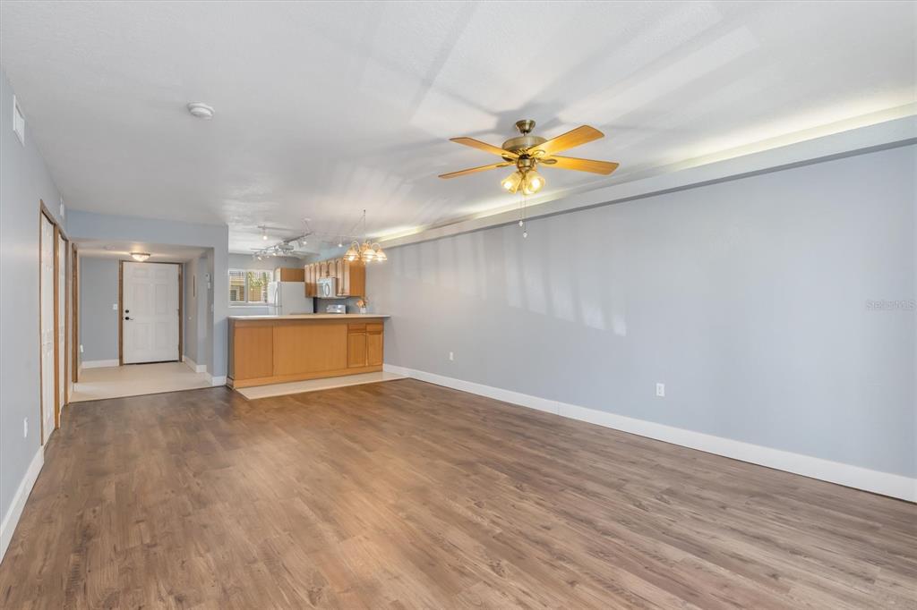 150 Harborside Avenue, Unit 207 Punta Gorda, FL 33950 - Photo 6 of 47