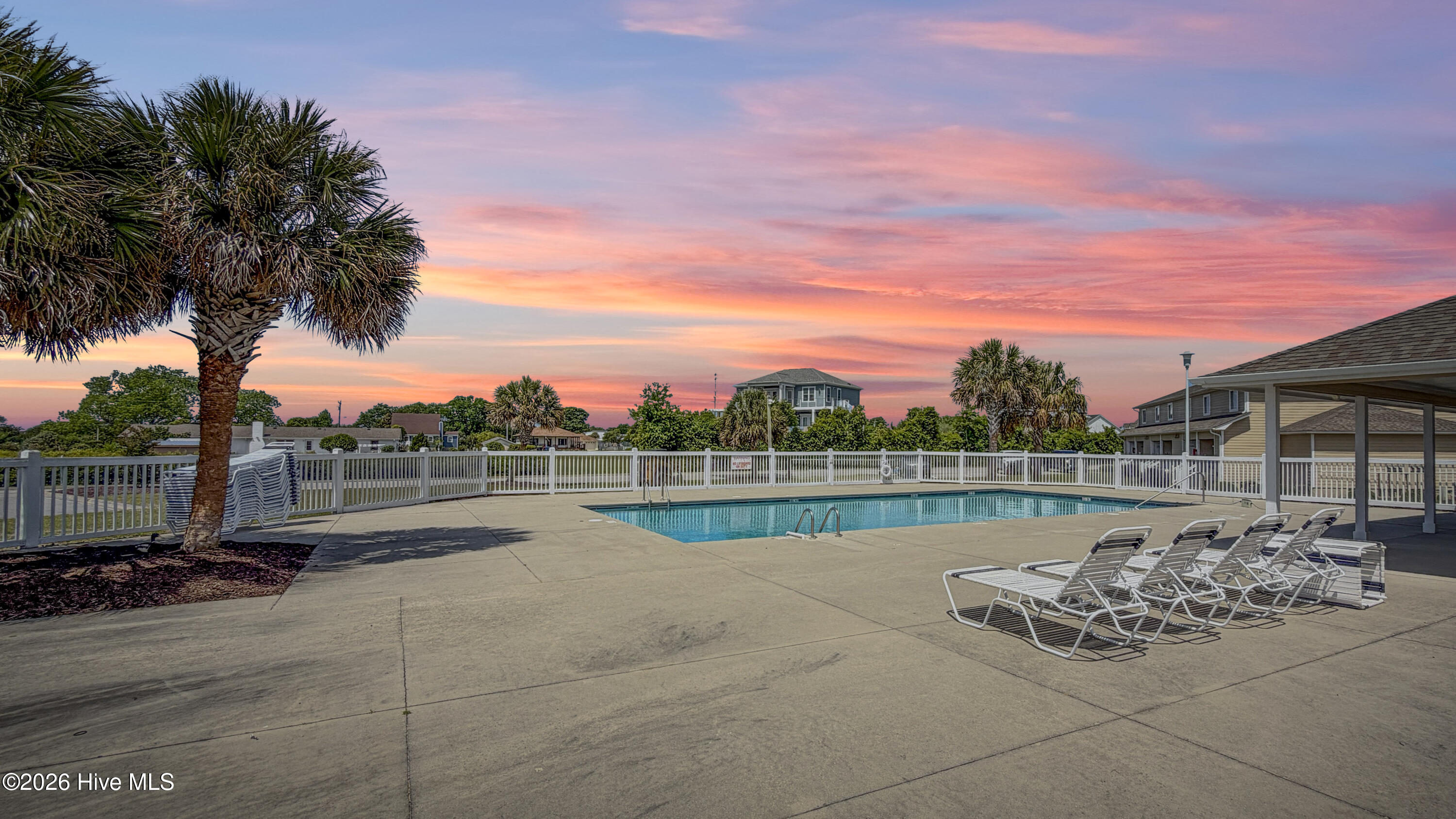 650 Cedar Point Boulevard, Unit F2 Cedar Point, NC 28584 - Photo 5 of 18 14-IMG_8217
