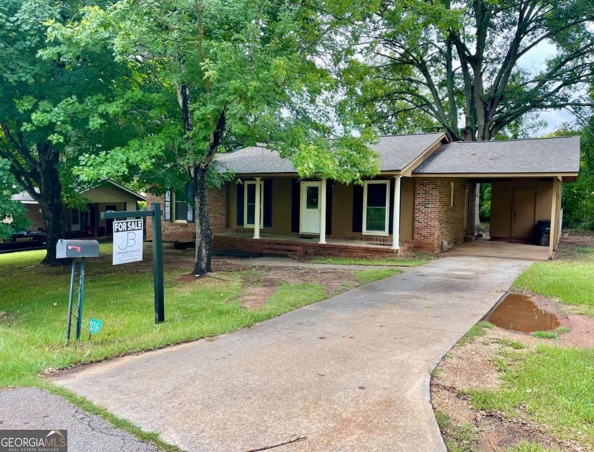 205 Lovelace Way Washington, GA 30673 - Photo 1 of 11