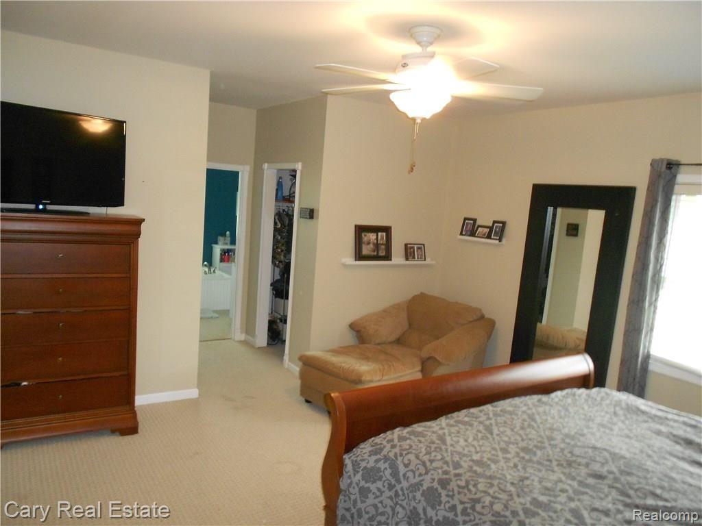 1408 Turrill Road Lapeer, MI 48446 - Photo 16 of 44 DSCN0572.JPG