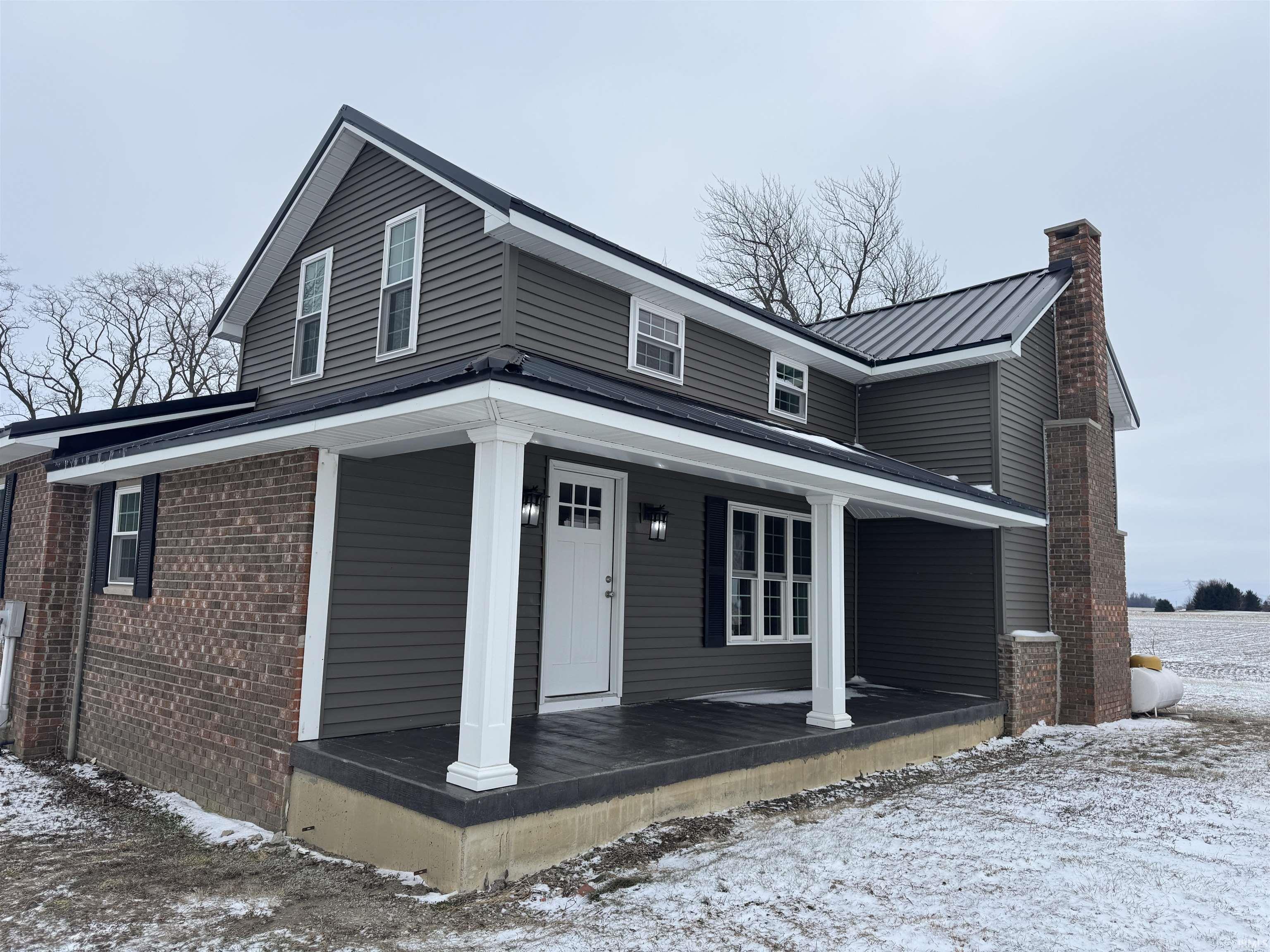 615 North 500 West Decatur, IN 46733 - Photo 2 of 26