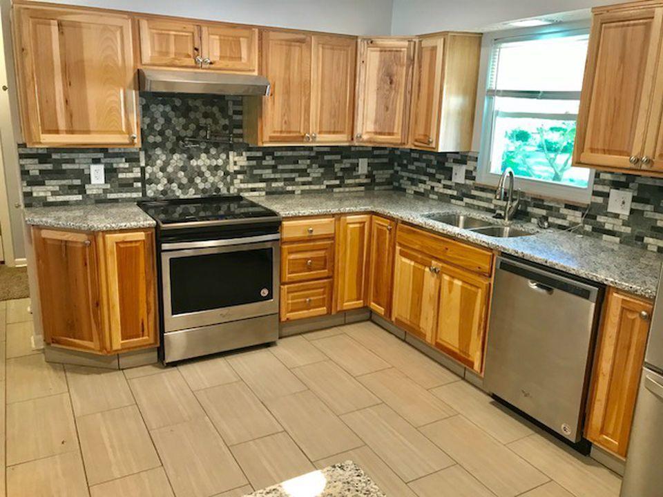 978 Garden Road Columbus, OH 43224 - Photo 3 of 8 Gallery Image 3
