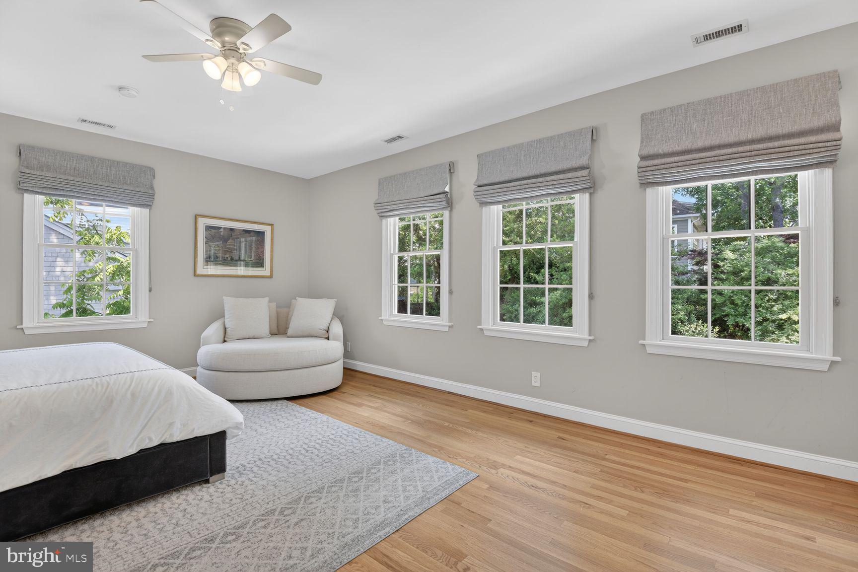 5909 Madawaska Road Bethesda, MD 20816 - Photo 33 of 49