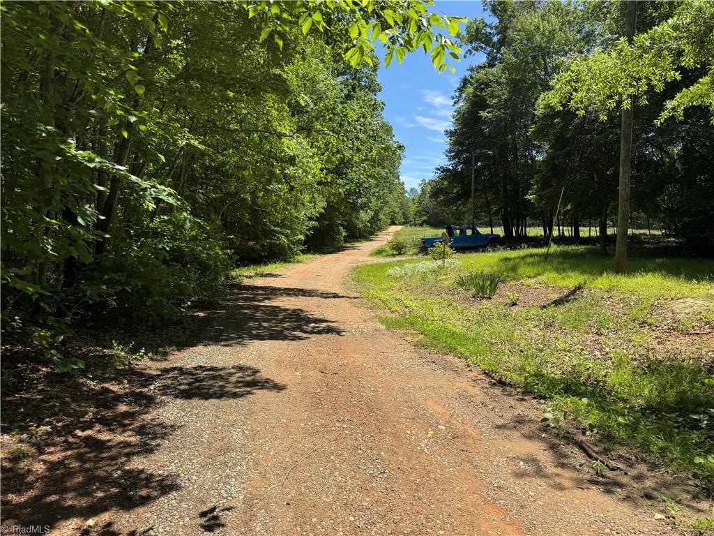 1065 Kiser Acres Road King, NC 27021 - Photo 11 of 18