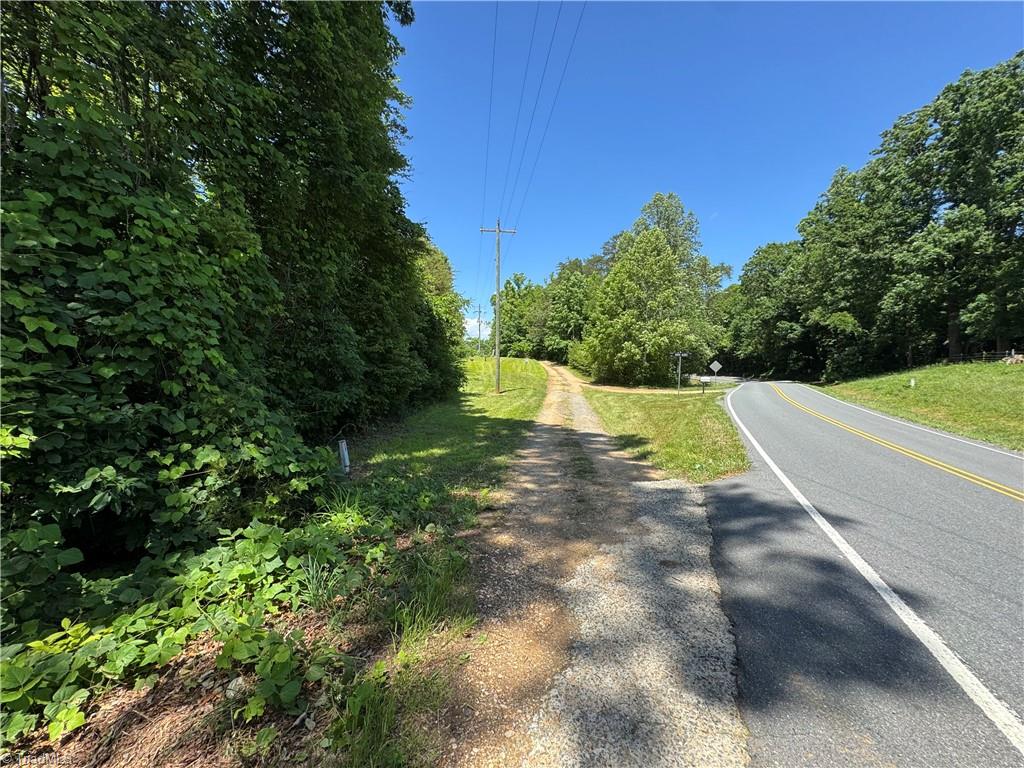 1065 Kiser Acres Road King, NC 27021 - Photo 3 of 18