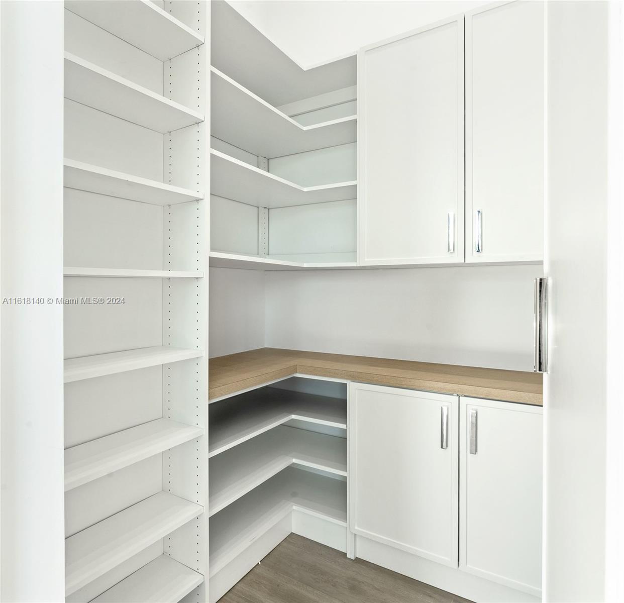 9000 Abbott Avenue Surfside, FL 33154 - Photo 17 of 82