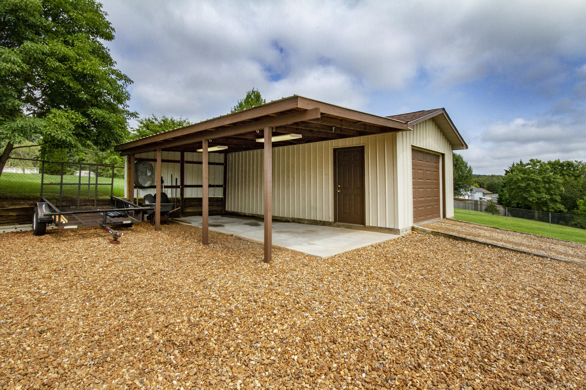 7702 Old Clinton Pike Powell, TN 37849 - Photo 30 of 37 C50D6BA9-E32E-41EB-8567-8757F202AFA7