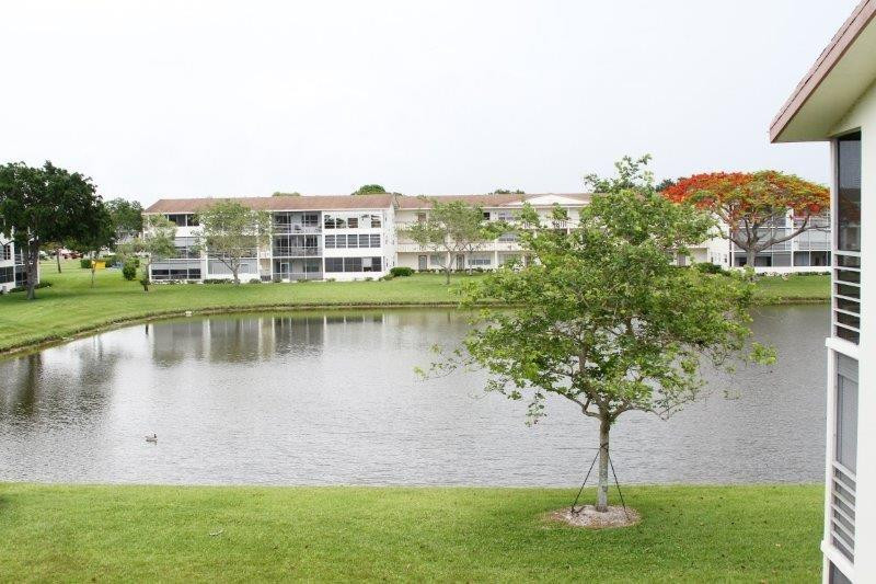 33 Suffolk Way, Unit 33 Boca Raton, FL 33434 - Photo 2 of 25 Photo 2