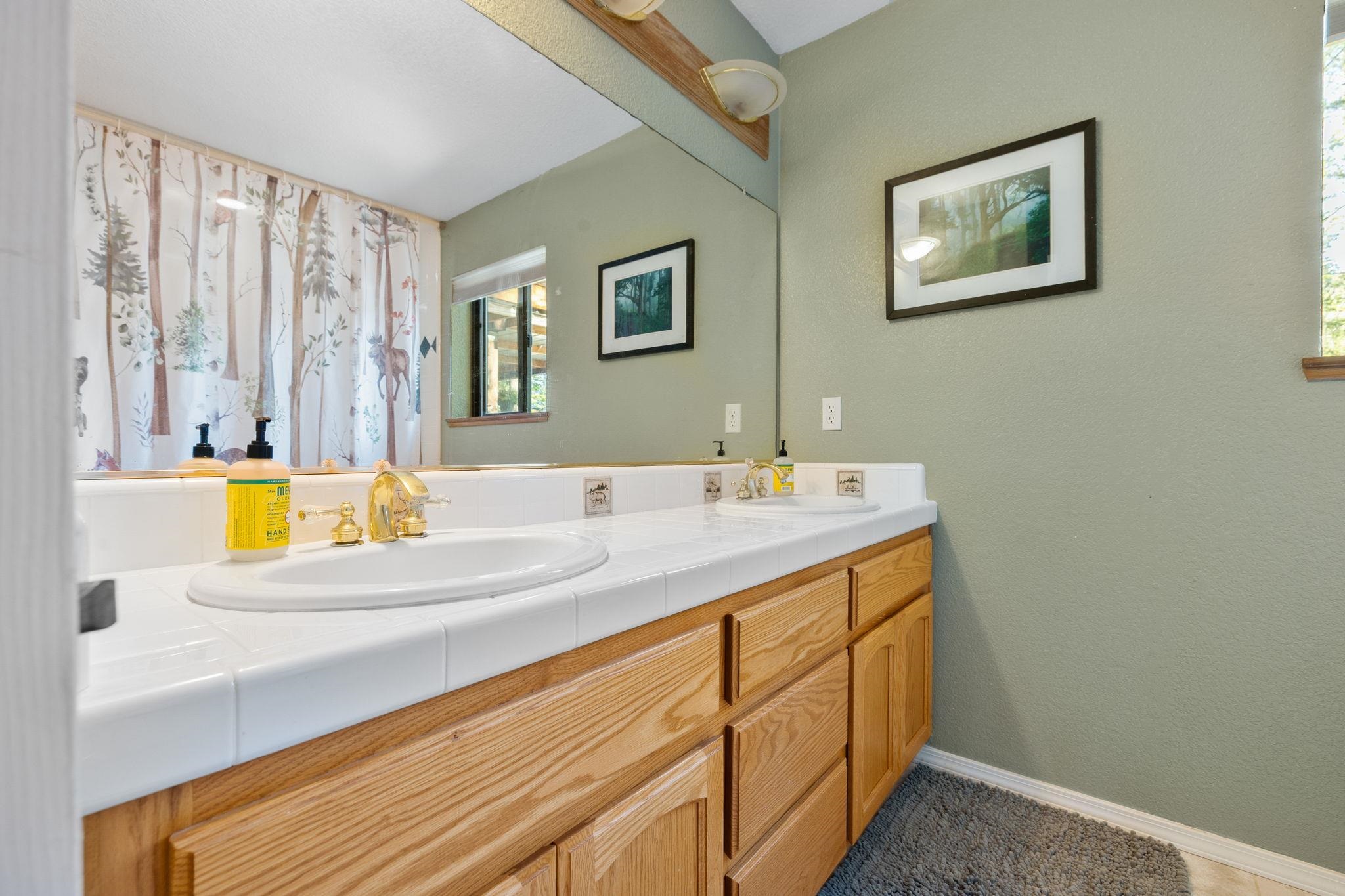 50689 Conifer Drive Soda Springs, CA 95728 - Photo 11 of 28 a view of bathroom with dual sinks