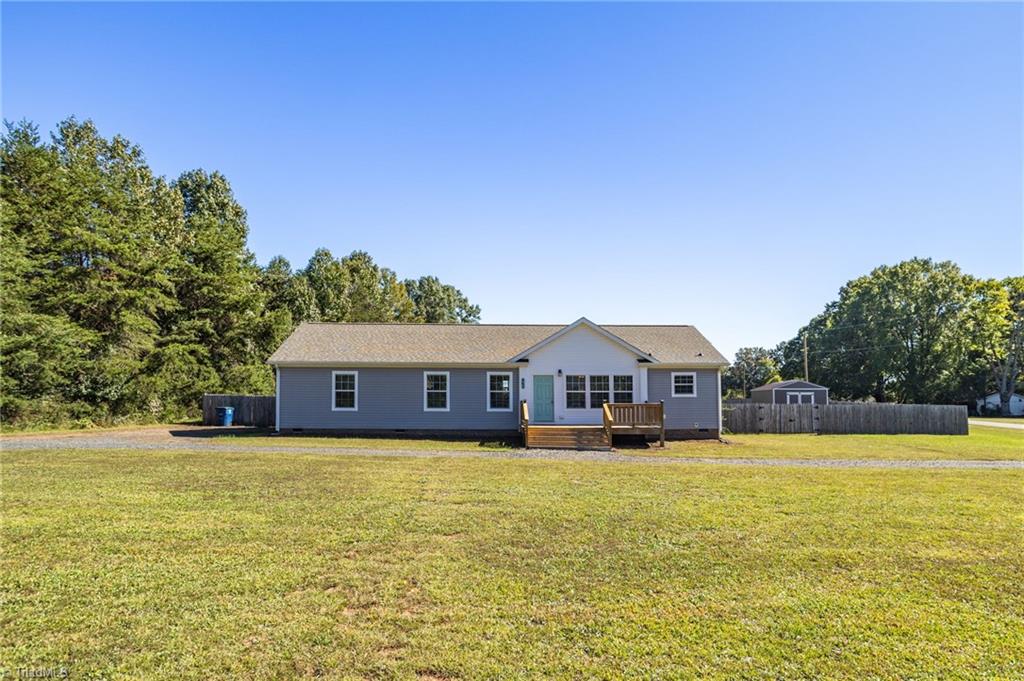 465 Shady Grove Road Eden, NC 27288 - Photo 3 of 42 Gallery Image 3