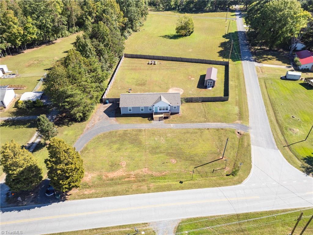 465 Shady Grove Road Eden, NC 27288 - Photo 35 of 42 Gallery Image 35