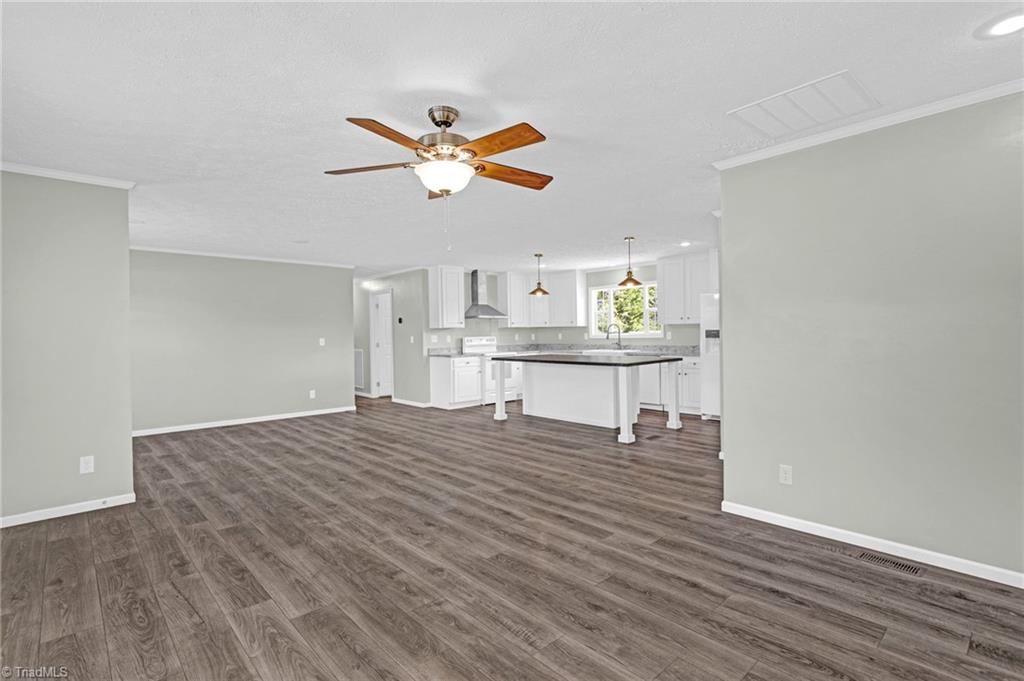 465 Shady Grove Road Eden, NC 27288 - Photo 8 of 42 Gallery Image 8