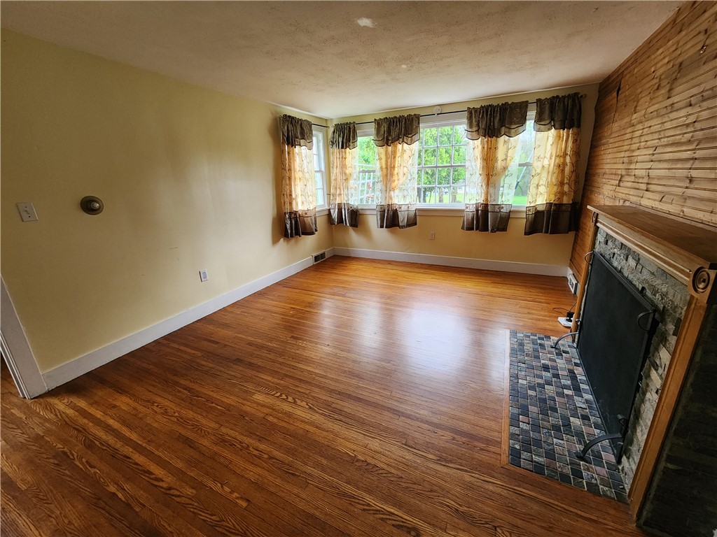 177 High Street Avon, NY 14414 - Photo 5 of 26