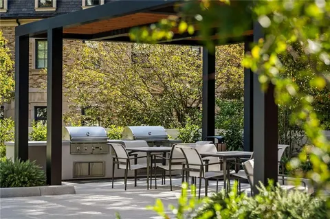 $895,000 | 2660 Peachtree Road Northwest, Unit 39D, Atlanta, GA 30305