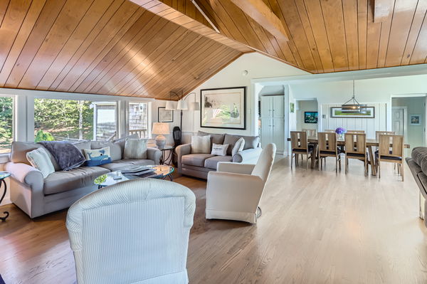 217 Barnes Road Oak Bluffs, MA 02557 - Photo 20 of 60