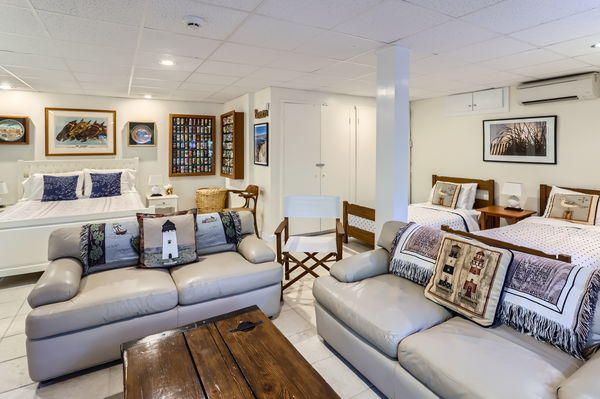 217 Barnes Road Oak Bluffs, MA 02557 - Photo 29 of 60