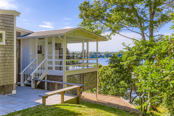 217 Barnes Road Oak Bluffs, MA 02557 - Photo 51 of 60