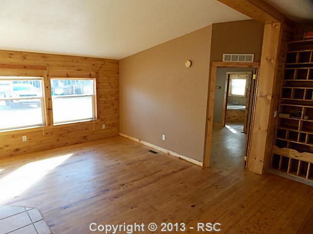 181 Anderson Road Florissant, CO 80816 - Photo 4 of 17 Gallery Image 4
