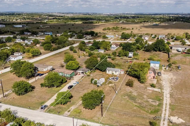 $250,000 | 2310 Mathias Lane, Kyle, TX 78640