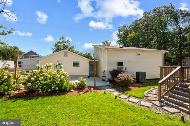 $450,000 | 5518 Lanham Station Road, Lanham, MD 20706