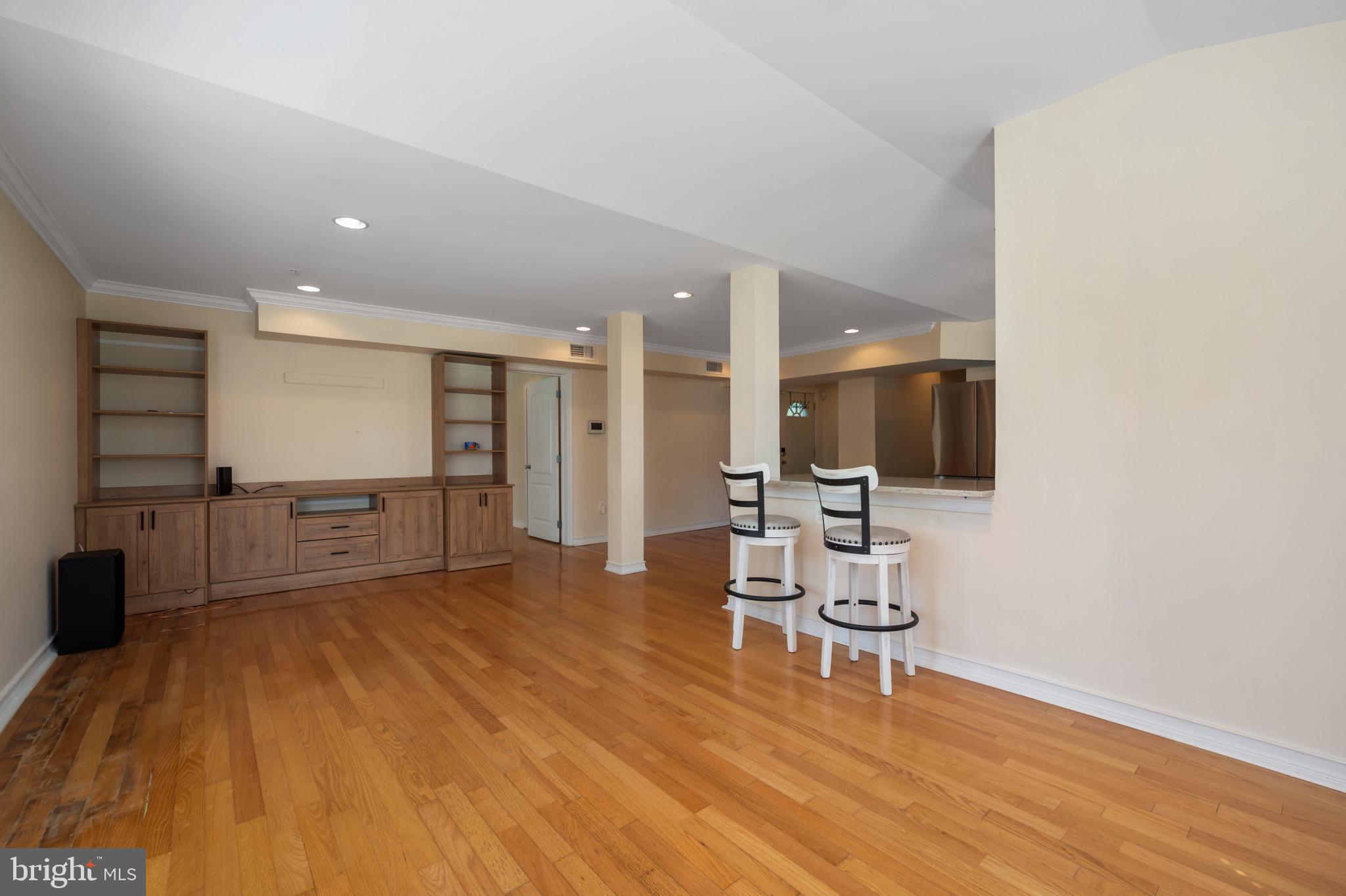 5518 Lanham Station Road Lanham, MD 20706 - Photo 11 of 30 High Ceilings