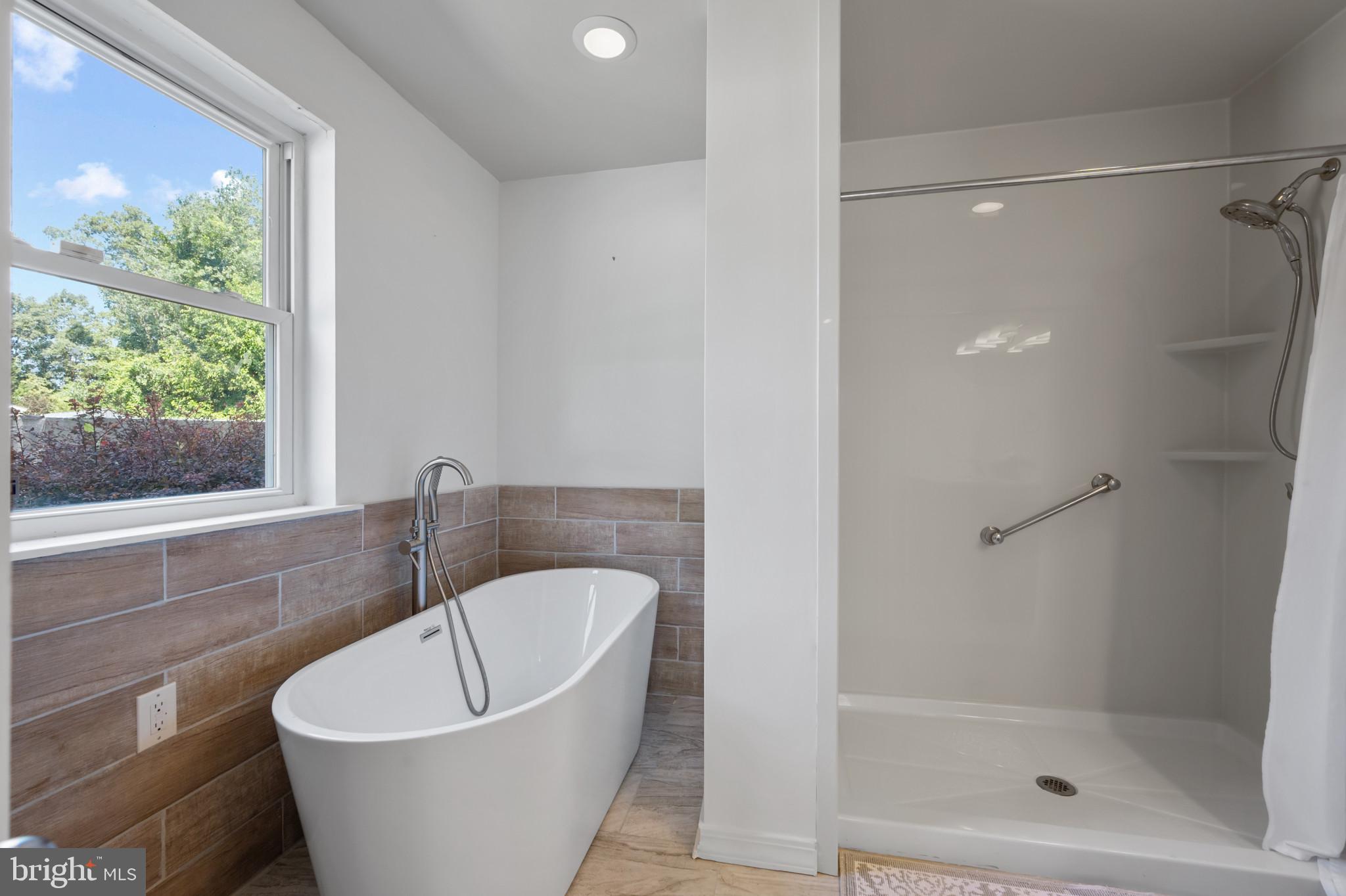 5518 Lanham Station Road Lanham, MD 20706 - Photo 17 of 30 Soaking Tub and Walk in Shower