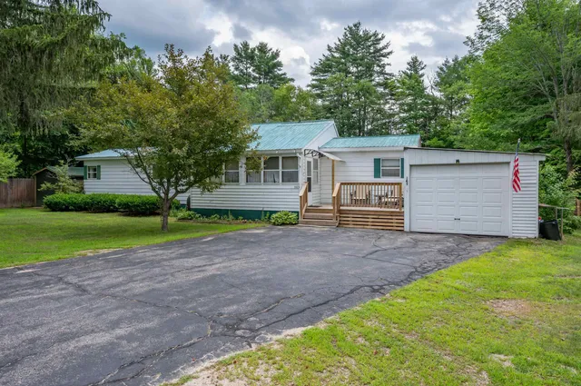$294,900 | 369 Tasker Hill Road, Conway, NH 03818