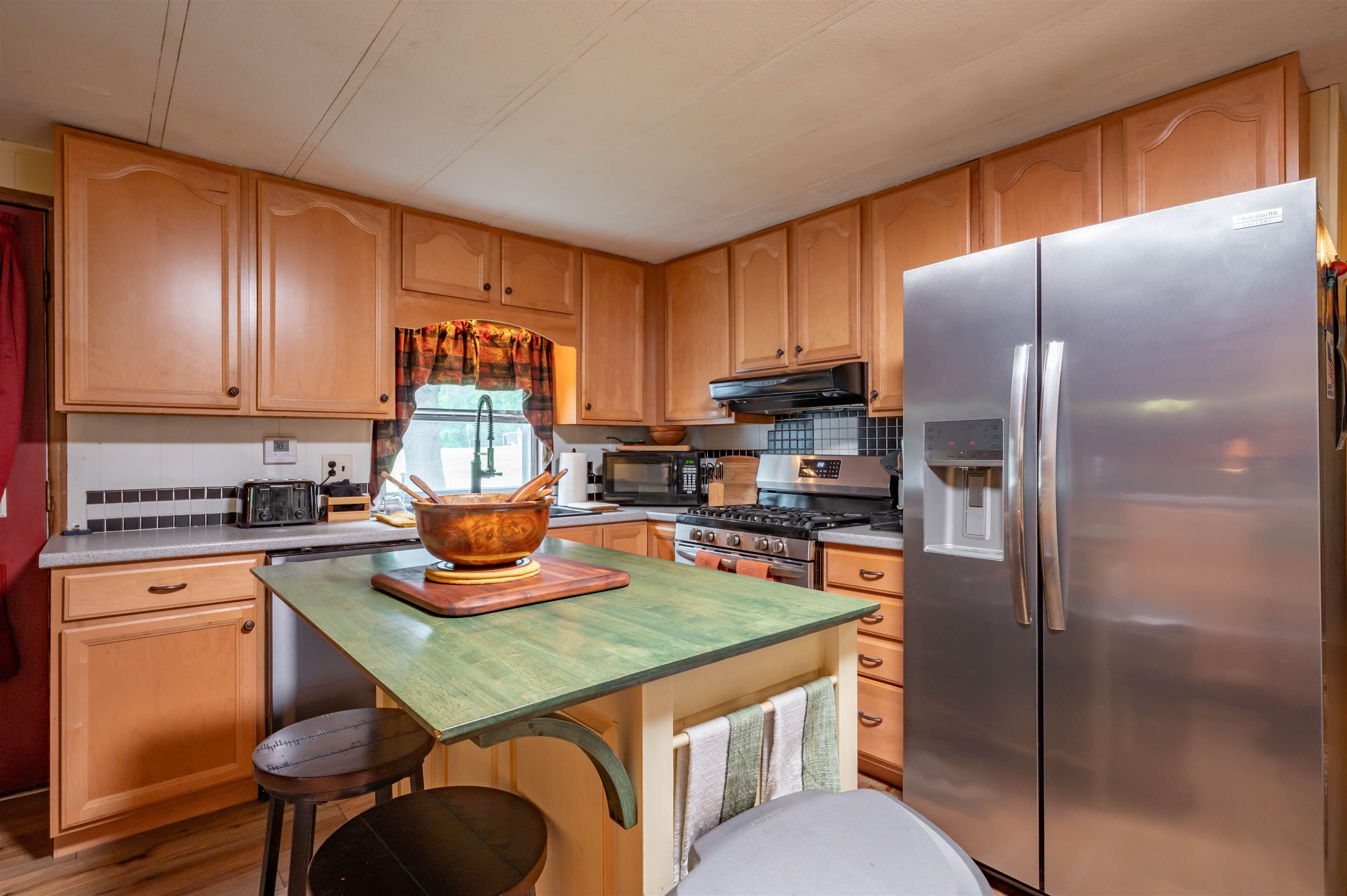 369 Tasker Hill Road Conway, NH 03818 - Photo 7 of 35