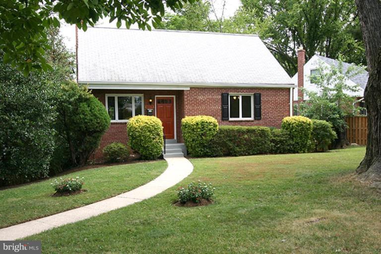 6013 Greentree Road Bethesda, MD 20817 - Photo 1 of 1 Exterior (Main)