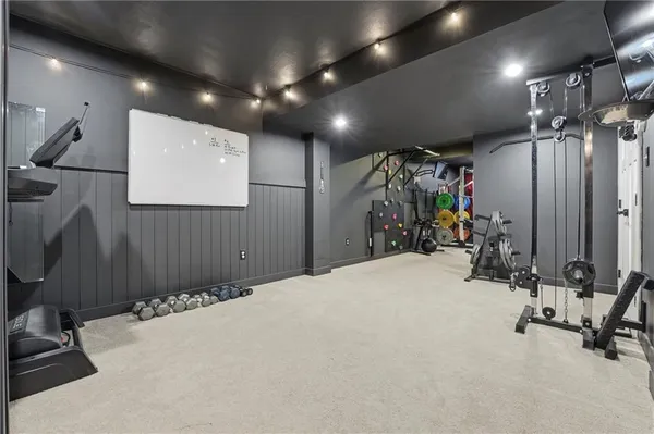 $599,900 | 112 Valentino Lane, Zelienople, PA 16063