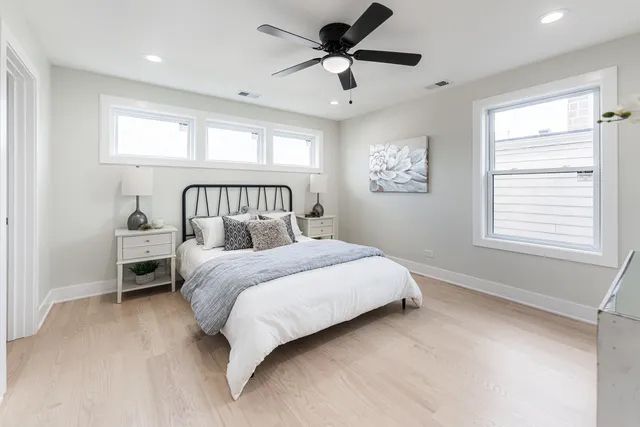 $3,600 | 4129 North Oketo Avenue, Norridge, IL 60706