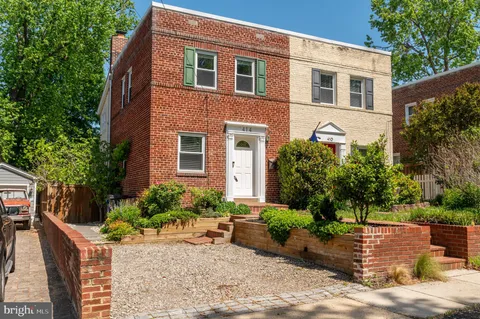 $1,000,000 | 414 East Bellefonte Avenue, Alexandria, VA 22301