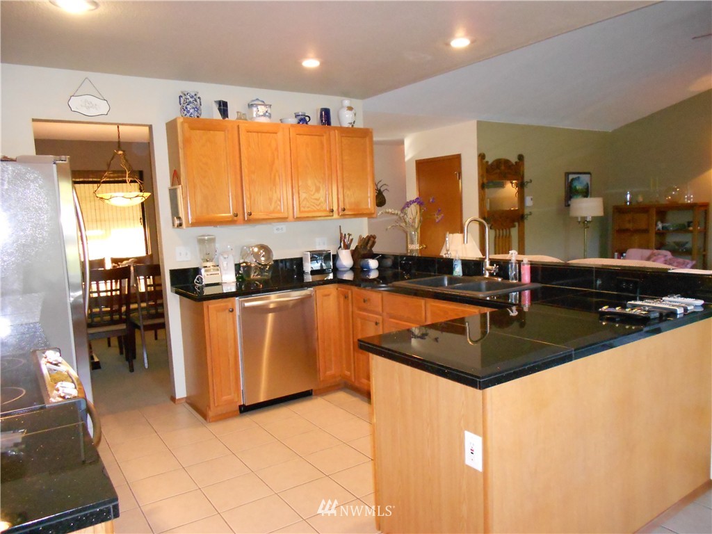 259 South Military Road Winlock, WA 98596 - Photo 5 of 25
