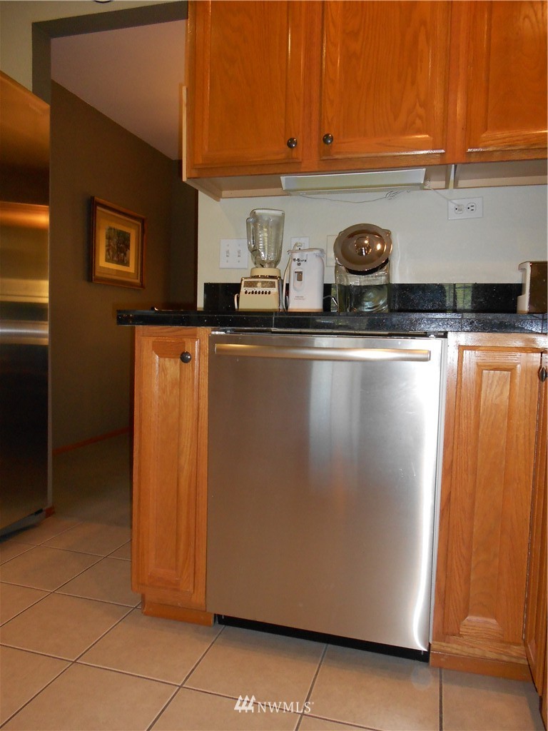 259 South Military Road Winlock, WA 98596 - Photo 9 of 25