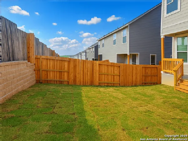 $1,495 | 7520 Briarwood Pass, Unit 102, San Antonio, TX 78252