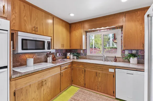 $1,195,000 | 618 Elmwood Drive, Davis, CA 95616