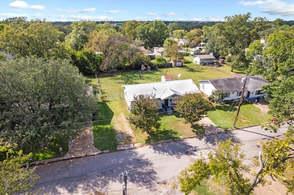 1309 Pine Street Bonham, TX 75418 - Photo 31 of 33 a view of a city