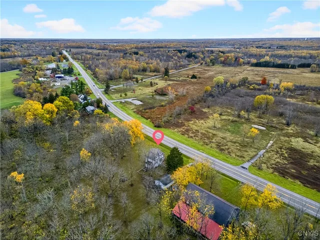 $450,000 | 5402 Highway 31, Clay, NY 13041
