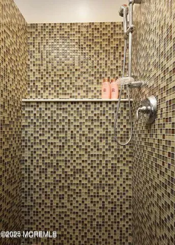 $4,900 | 1597 North Bay Avenue, Toms River, NJ 08753