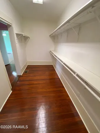 $1,725 | 215 Versailles Boulevard, Unit 3, Lafayette, LA 70501