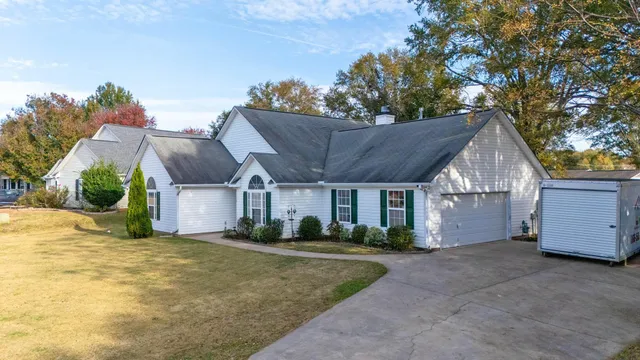$279,677 | 729 Onyx Circle, Boiling Springs, SC 29316