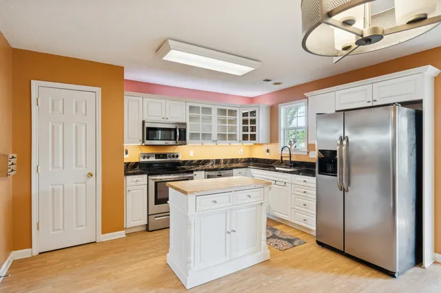 $279,677 | 729 Onyx Circle, Boiling Springs, SC 29316