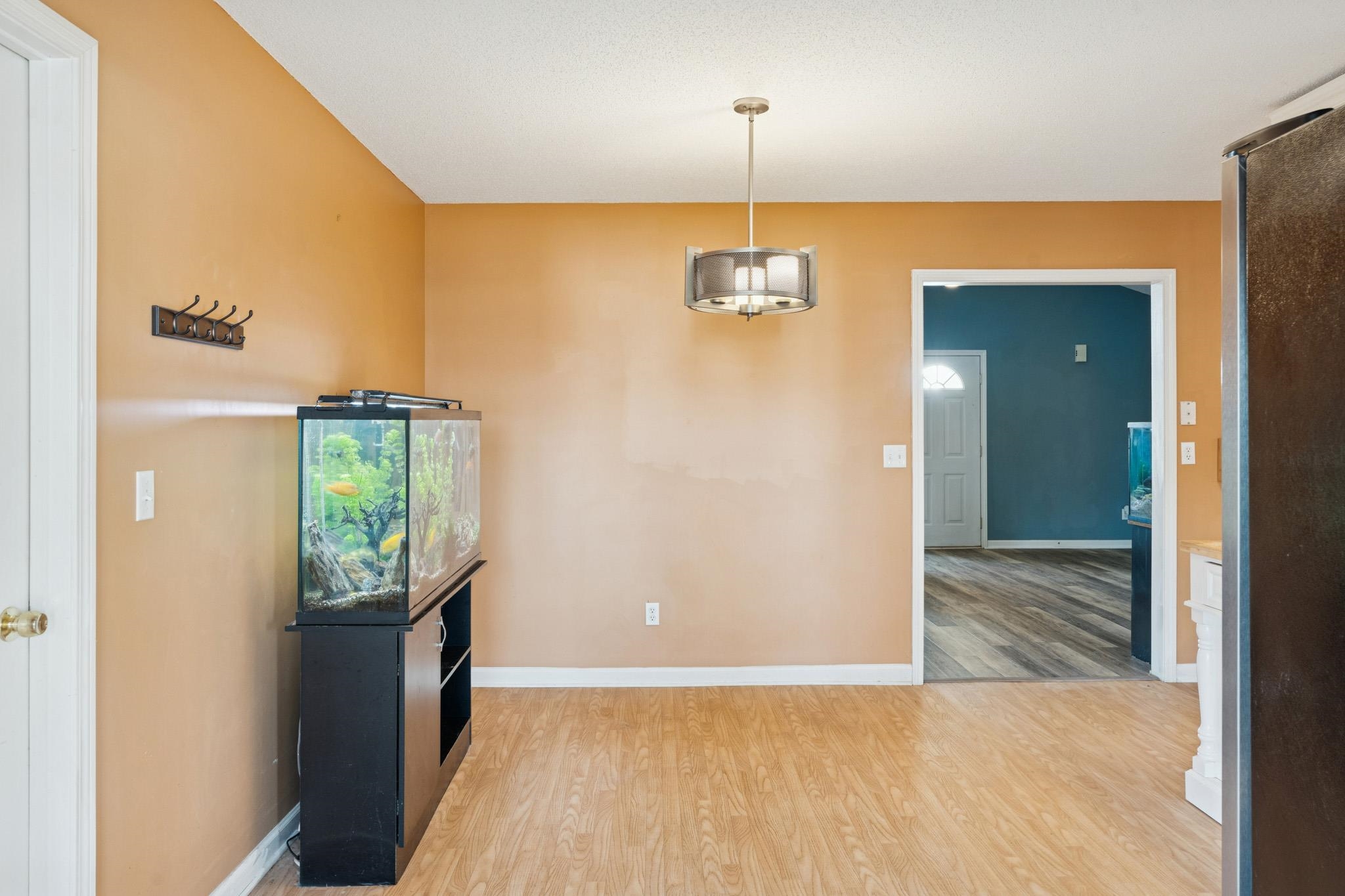729 Onyx Circle Boiling Springs, SC 29316 - Photo 8 of 25 Kitchen
