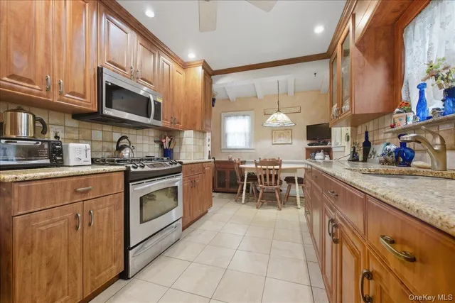 $799,000 | 101 West Elder Avenue, Floral Park, NY 11001